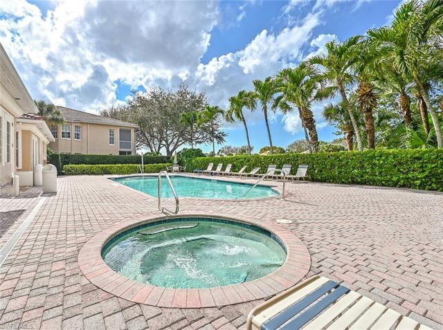 2383 Ravenna BLVD PH 202, Naples, FL 34109