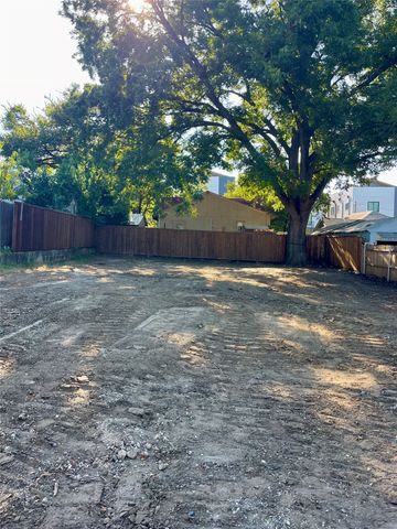 2210 Lucas Drive, Dallas, TX 75219