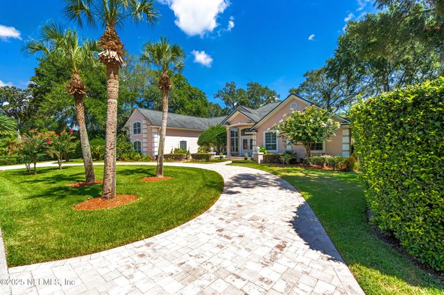 13833 ADMIRALS BEND Drive, Jacksonville, FL 32225