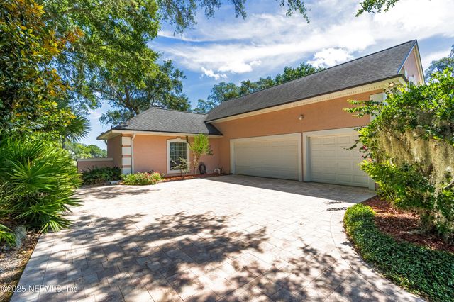 13833 ADMIRALS BEND Drive, Jacksonville, FL 32225