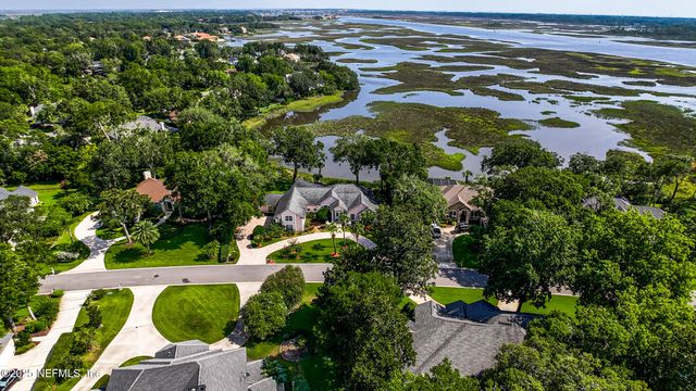 13833 ADMIRALS BEND Drive, Jacksonville, FL 32225