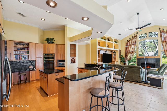 13833 ADMIRALS BEND Drive, Jacksonville, FL 32225