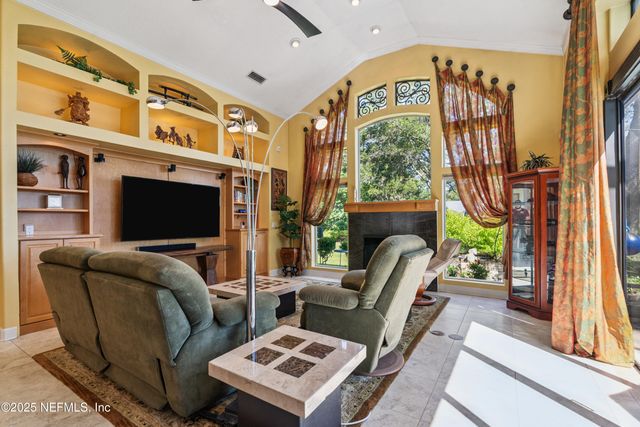 13833 ADMIRALS BEND Drive, Jacksonville, FL 32225