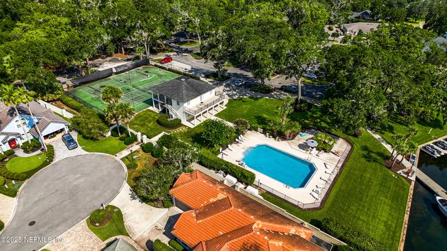 13833 ADMIRALS BEND Drive, Jacksonville, FL 32225