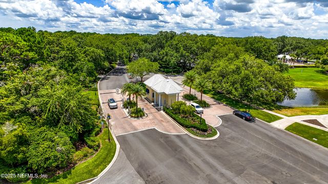 13833 ADMIRALS BEND Drive, Jacksonville, FL 32225