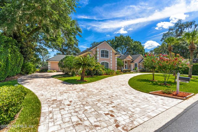 13833 ADMIRALS BEND Drive, Jacksonville, FL 32225