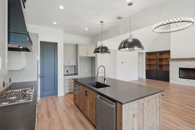 6056 County Road 1229, Godley, TX 76044