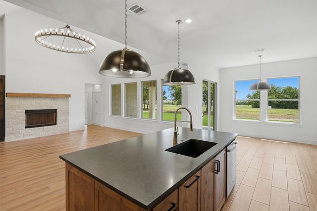 6056 County Road 1229, Godley, TX 76044