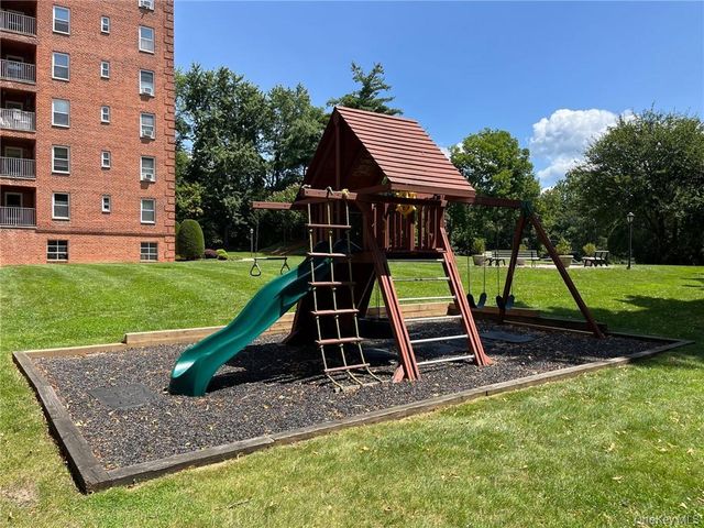 555 Broadway 5C, Hastings-on-hudson, NY 10706