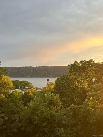 555 Broadway 5C, Hastings-on-hudson, NY 10706