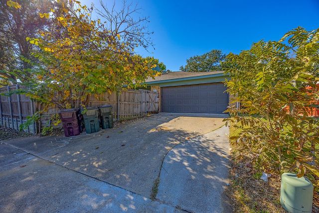 6304 Topaz Way, Plano, TX 75023