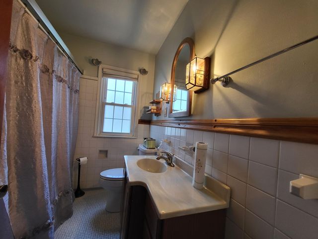 8969 Ruth Avenue, Allen Park City, MI 48101