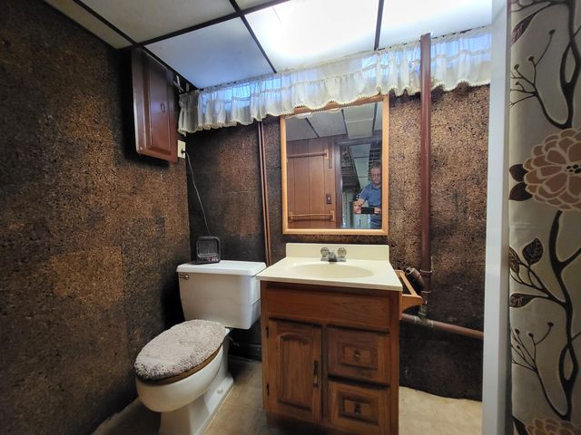 8969 Ruth Avenue, Allen Park City, MI 48101