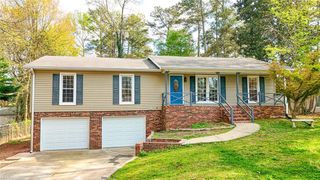 3276 Hickory Bluff Dr, Marietta, GA 30062