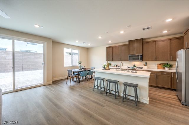 7612 Gage Falls Lane, North Las Vegas, NV 89084