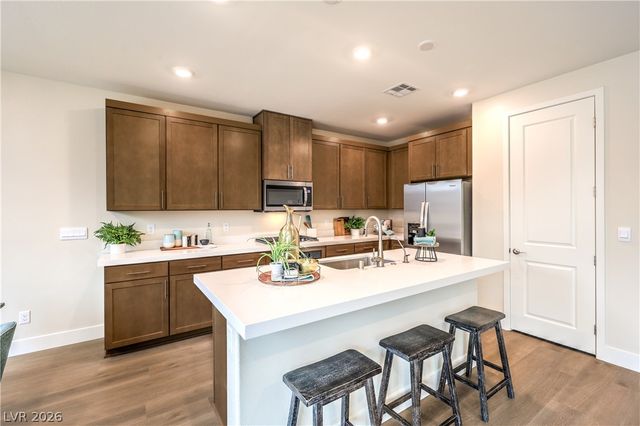 7612 Gage Falls Lane, North Las Vegas, NV 89084