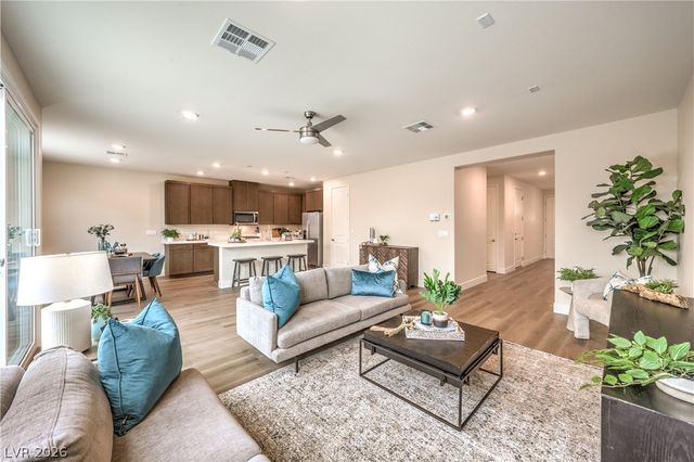 7612 Gage Falls Lane, North Las Vegas, NV 89084