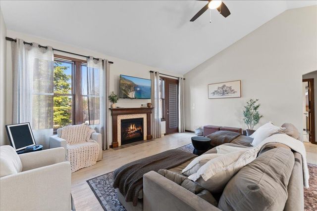 2101 TENMILE DRIVE, De Pere, WI 54115
