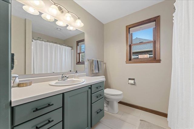 2101 TENMILE DRIVE, De Pere, WI 54115