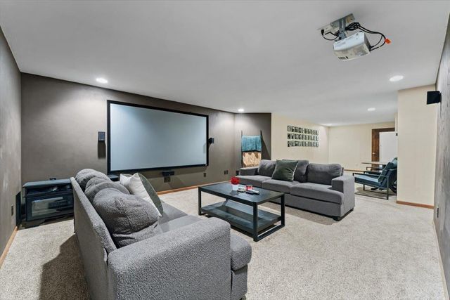2101 TENMILE DRIVE, De Pere, WI 54115