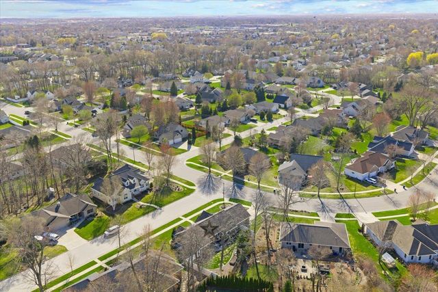 2101 TENMILE DRIVE, De Pere, WI 54115