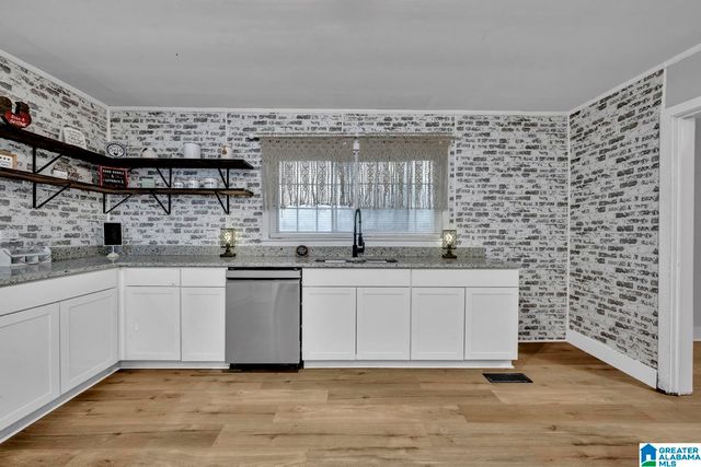 9718 CORNER SCHOOL ROAD, Warrior, AL 35180