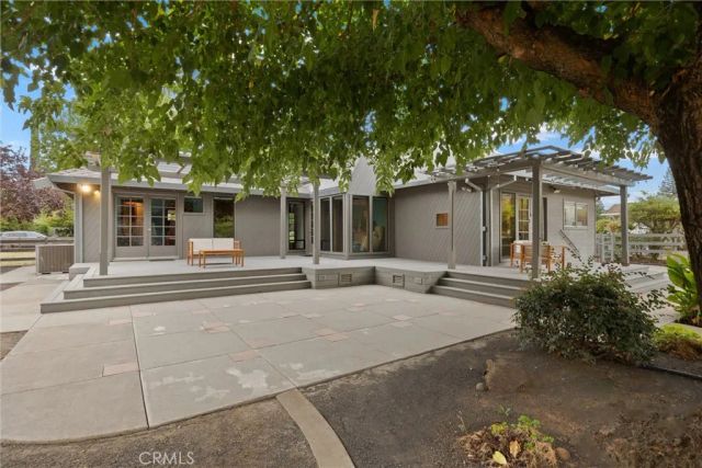 825 El Monte Avenue, Chico, CA 95928