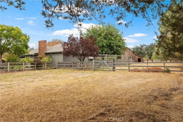 825 El Monte Avenue, Chico, CA 95928