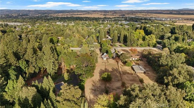 825 El Monte Avenue, Chico, CA 95928