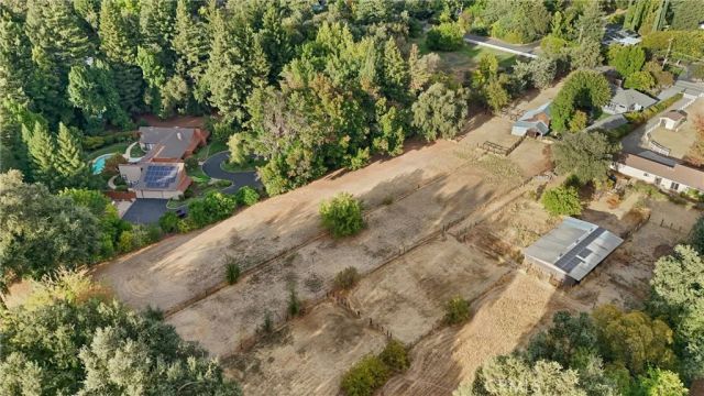 825 El Monte Avenue, Chico, CA 95928