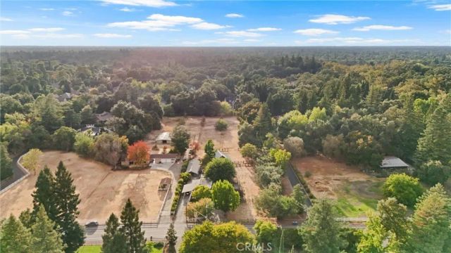 825 El Monte Avenue, Chico, CA 95928