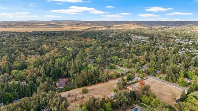 825 El Monte Avenue, Chico, CA 95928