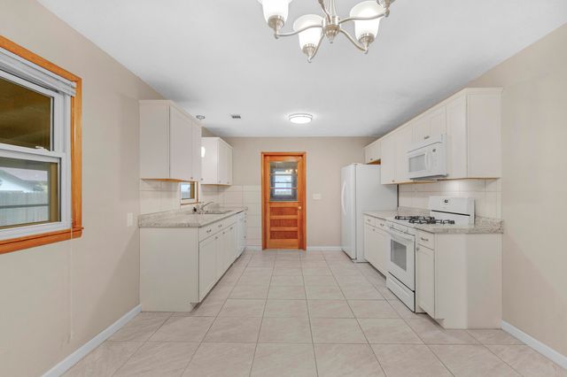 409 North Prospect Street, Nixa, MO 65714