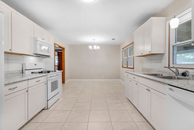 409 North Prospect Street, Nixa, MO 65714