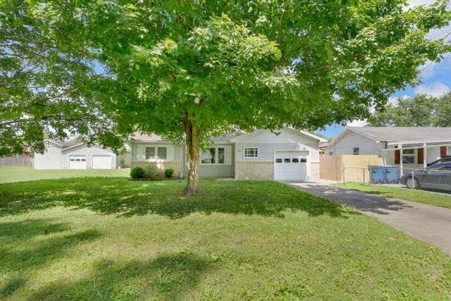 409 North Prospect Street, Nixa, MO 65714