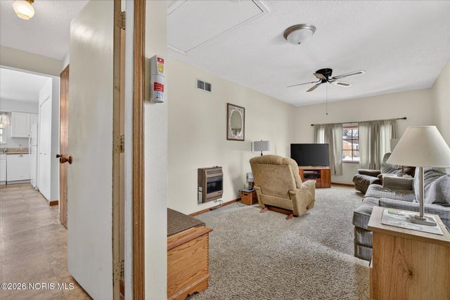 35 Santus Drive, Rossford, OH 43460