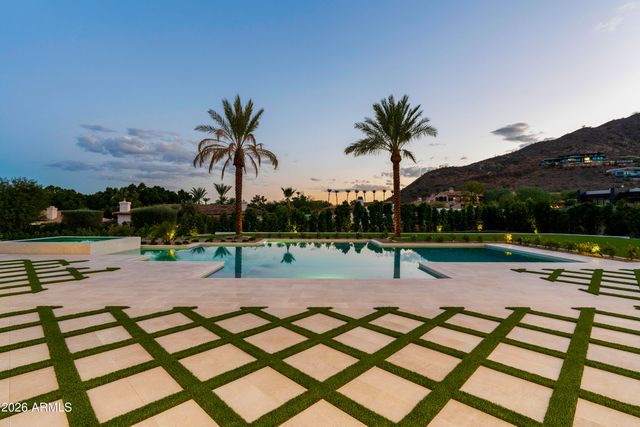 6323 E SAGE Drive, Paradise Valley, AZ 85253