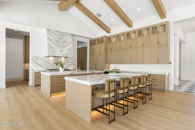 6323 E SAGE Drive, Paradise Valley, AZ 85253