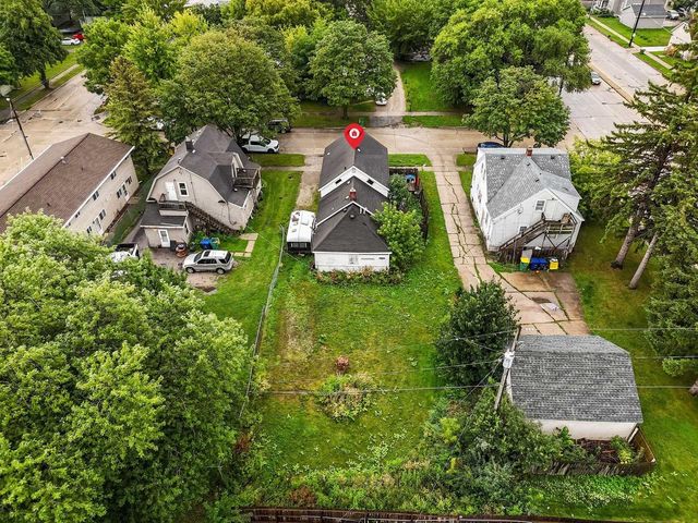 610 11TH AVENUE, Green Bay, WI 54303