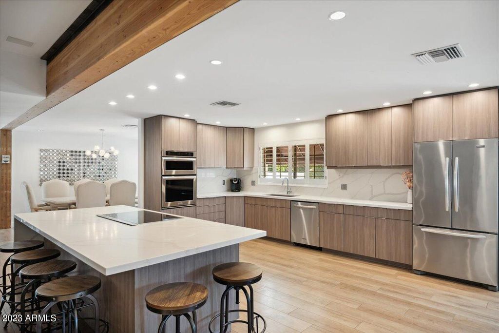 6842 N 72ND Place, Scottsdale, AZ 85250