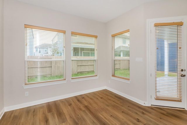 2410 Yacht Harbor Drive, Kemah, TX 77565