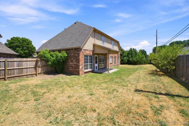 13310 E 88th Court North, Owasso, OK 74055