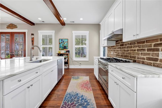 3 Tabby Shell Rd, Bluffton, SC 29910