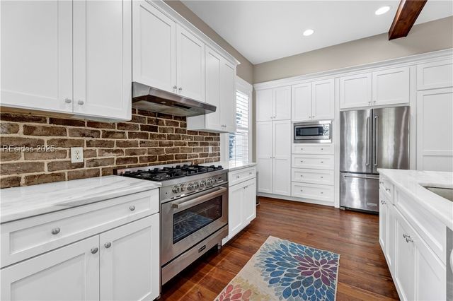 3 Tabby Shell Rd, Bluffton, SC 29910