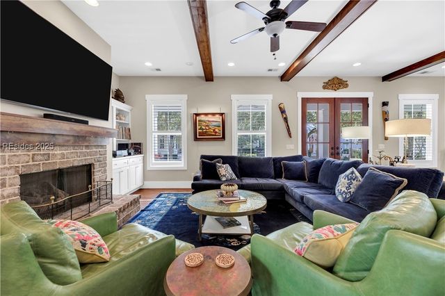 3 Tabby Shell Rd, Bluffton, SC 29910