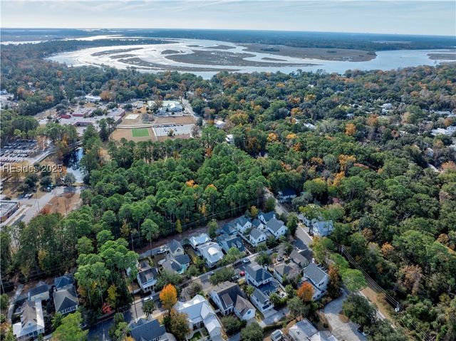 3 Tabby Shell Rd, Bluffton, SC 29910