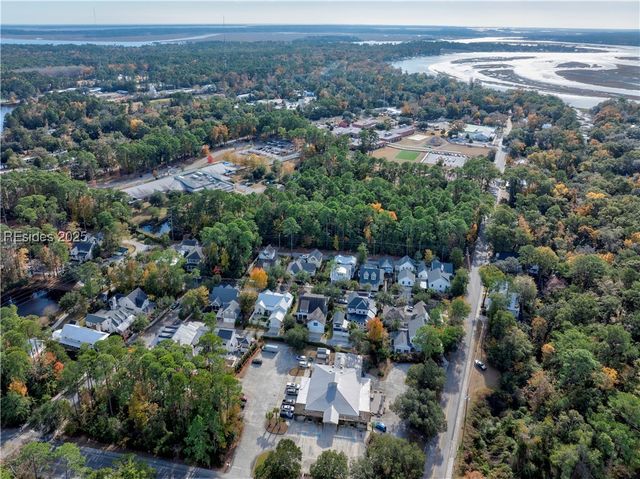 3 Tabby Shell Rd, Bluffton, SC 29910