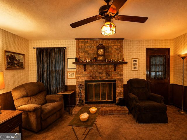 25 Montre Circle SE, Silver Creek, GA 30173