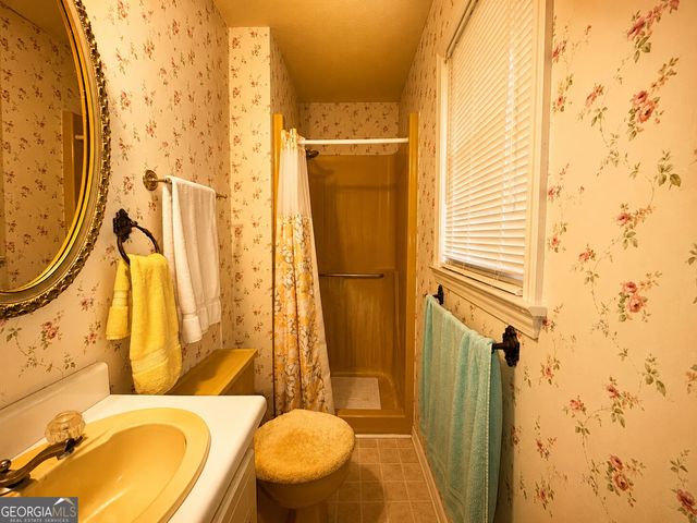25 Montre Circle SE, Silver Creek, GA 30173