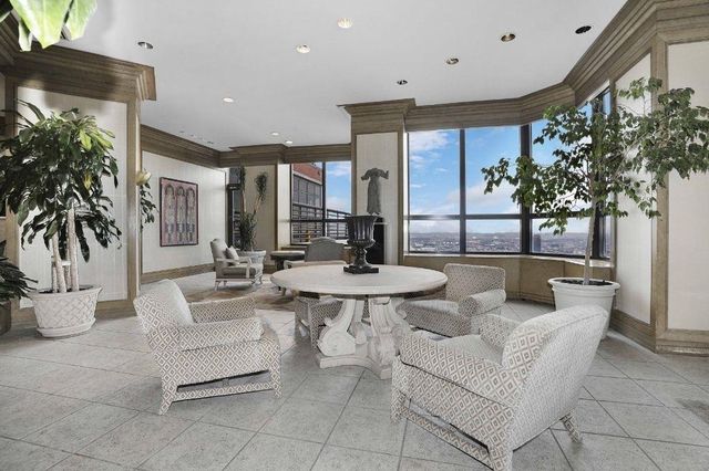 415 E 37th St Apt 37N, New York City, NY 10016